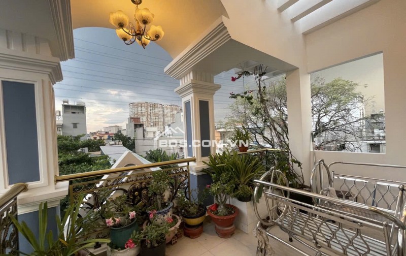 Nhà đẹp lung linh 3 tầng,84.5 m2, nhà mới. Hẻm Xe tải né nhau, thông các đường, gần Bệnh viện, Quốc lộ, Ô tô ngủ sân chỉ có 6,5 tỷ, Quận 12, TTH 21